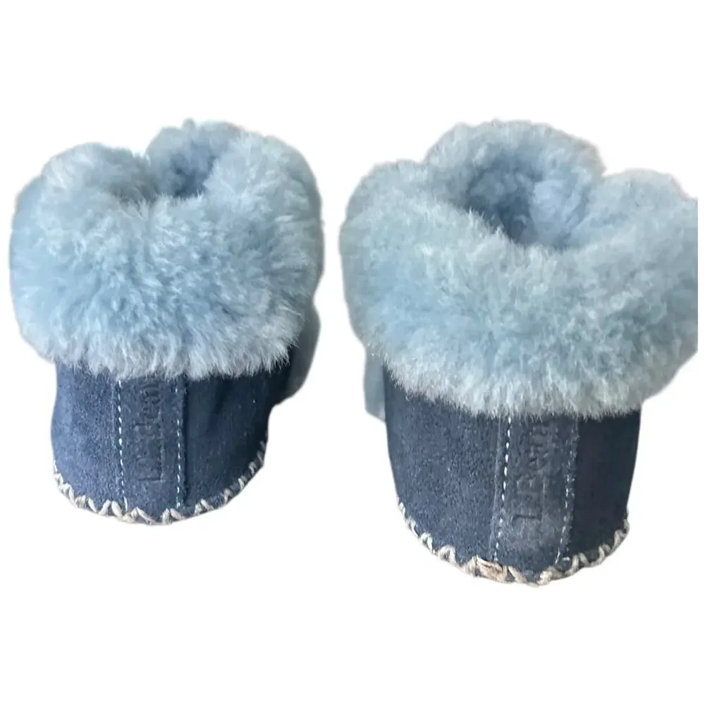 NWOT L.L. Bean Toddlers' Wicked Good Shearling Slippers Mariner Blue Unisex  5/6